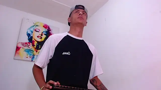 enjoy vibes online show from December 2025 09:34:01 PM