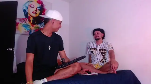 enjoy vibes online show from November 2025 09:53:02 AM