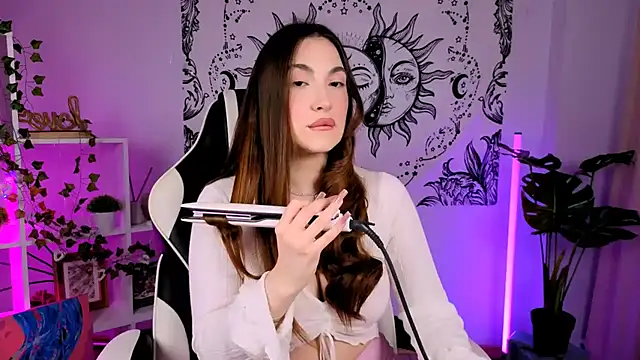 MelissaLovvv online show from September 2025 01:29:01 PM
