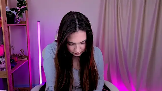 MelissaLovvv online show from October 2025 06:17:02 AM