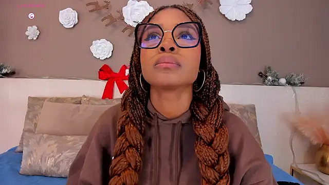 AriaFoster online show from December 2025 03:45:02 AM