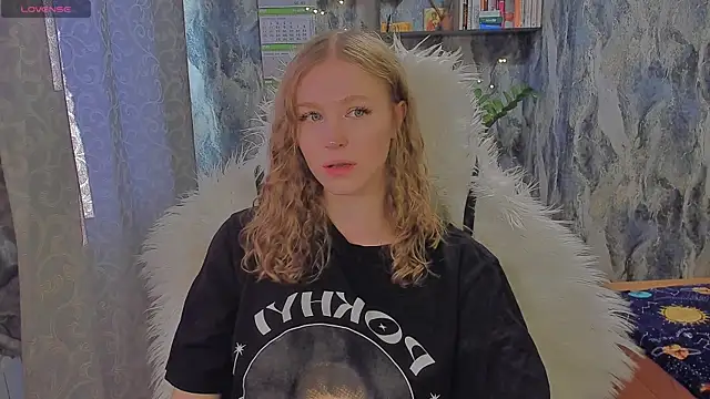 Snapshot of JuxxxsyBunx chatting on September 2025 11:16:01 AM JuxxxsyBunx online show from September 2025 11:16:01 AM