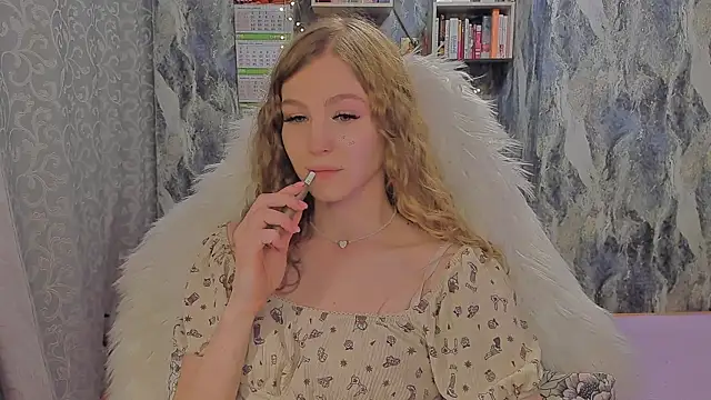 Snapshot of JuxxxsyBunx chatting on November 2025 10:42:02 AM JuxxxsyBunx online show from November 2025 10:42:02 AM