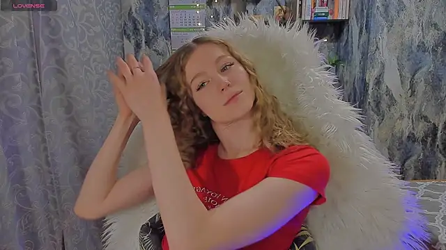 Snapshot of JuxxxsyBunx chatting on October 2025 12:07:01 PM JuxxxsyBunx online show from October 2025 12:07:01 PM