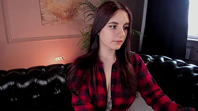 Kelly Woods online show from March 2025 01:51:01 PM