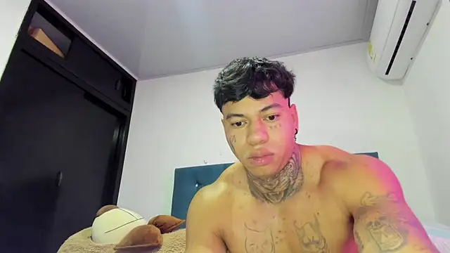 daamonxxx19 online show from February 2026 07:55:01 PM