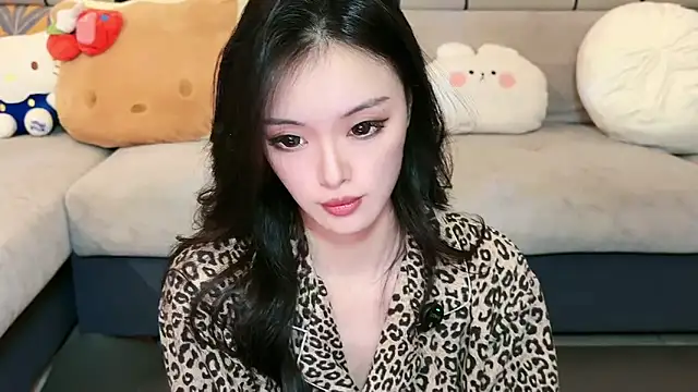 Snapshot of Fairy-HF chatting on November 2025 10:53:02 AM Fairy-HF online show from November 2025 10:53:02 AM