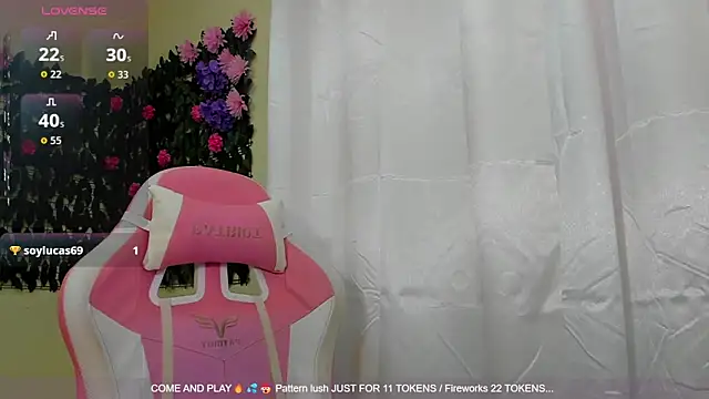 Snapshot of sweetieandjuicyy chatting on November 2025 05:05:02 PM sweetieandjuicyy online show from November 2025 05:05:02 PM