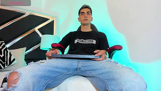 DimitryHank online show from January 2025 08:53:02 PM