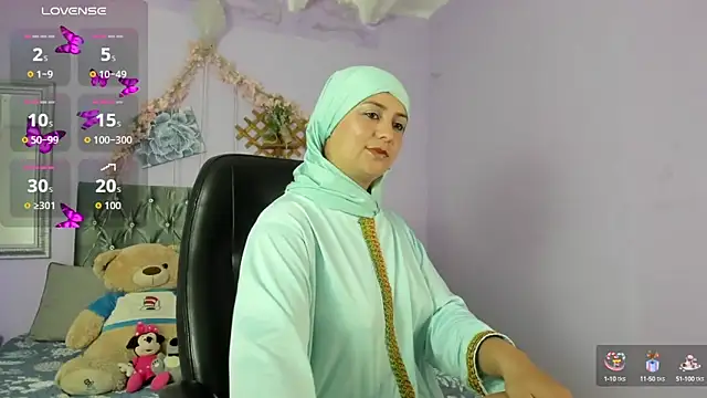 Snapshot of BadraSaadi chatting on September 2025 08:15:02 PM BadraSaadi online show from September 2025 08:15:02 PM