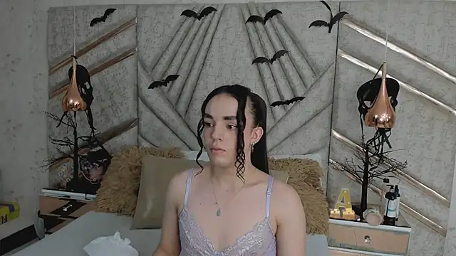 JustinePerry online show from November 2025 03:22:01 AM