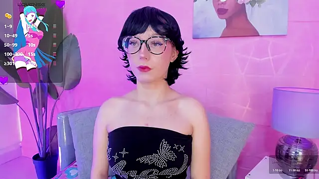 Trixiroy online show from November 2025 03:07:01 AM