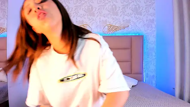 franchescamm online show from March 2025 09:29:01 PM