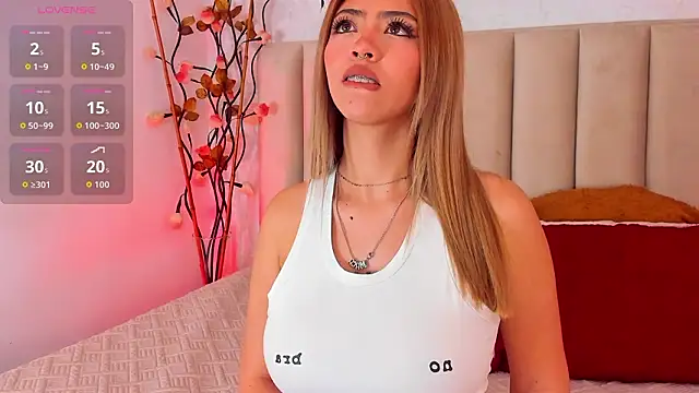 franchescamm online show from February 2026 07:25:01 PM