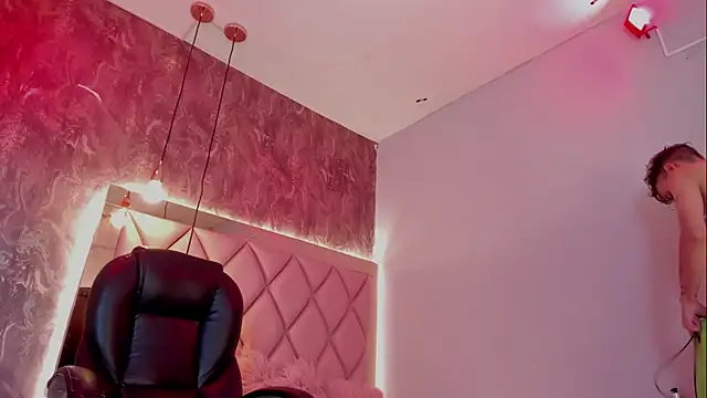 megan 100 online show from April 2026 05:53:01 PM