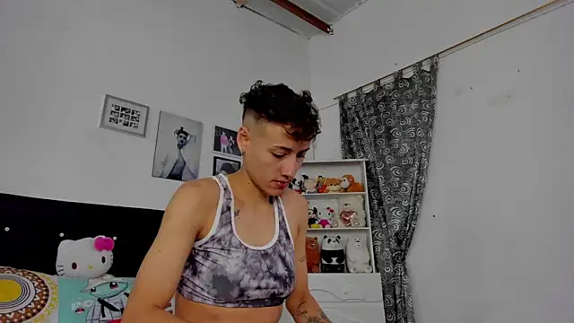 megan 100 online show from November 2025 06:52:02 PM