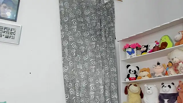 megan 100 online show from February 2026 04:28:02 PM