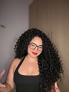 Snapshot of Lucy_wilson5 chatting on March 2025 04:14:02 AM Lucy wilson5 online show from March 2025 04:14:02 AM