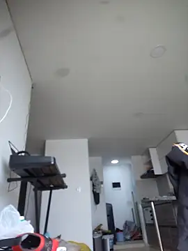 Snapshot of 911Calling chatting on March 2025 07:14:02 PM 911Calling online show from March 2025 07:14:02 PM