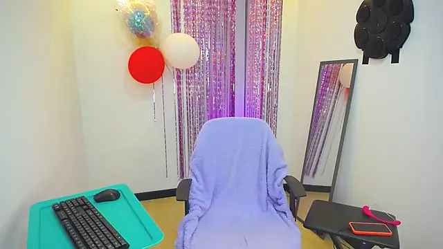 Snapshot of 911Calling chatting on February 2025 04:07:01 AM 911Calling online show from February 2025 04:07:01 AM