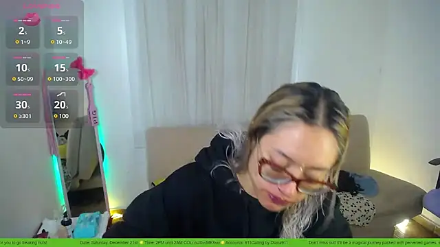 Snapshot of 911Calling chatting on January 2025 03:24:01 PM 911Calling online show from January 2025 03:24:01 PM