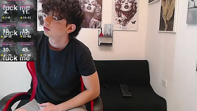 Snapshot of Angelo-cianuro- chatting on February 2026 11:38:01 PM Angelo-cianuro- online show from February 2026 11:38:01 PM