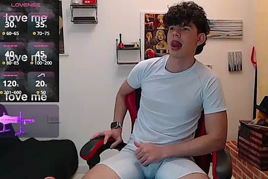 Angelo-cianuro- online show from December 2025 10:21:02 PM