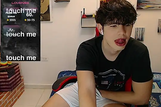 Snapshot of Angelo-cianuro- chatting on September 2025 10:04:02 PM Angelo-cianuro- online show from September 2025 10:04:02 PM