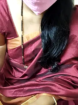 Snapshot of aliseanu chatting on October 2025 04:52:01 PM aliseanu online show from October 2025 04:52:01 PM
