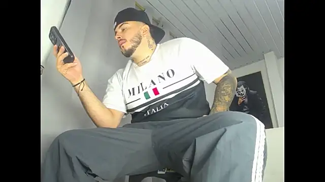 Dexter-T online show from November 2025 06:24:01 AM