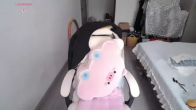 CN-Doudou online show from April 2026 05:03:01 AM