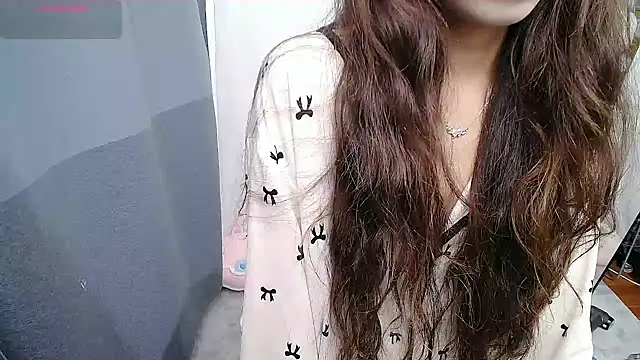 Snapshot of CN-Doudou chatting on November 2025 02:59:02 AM CN-Doudou online show from November 2025 02:59:02 AM