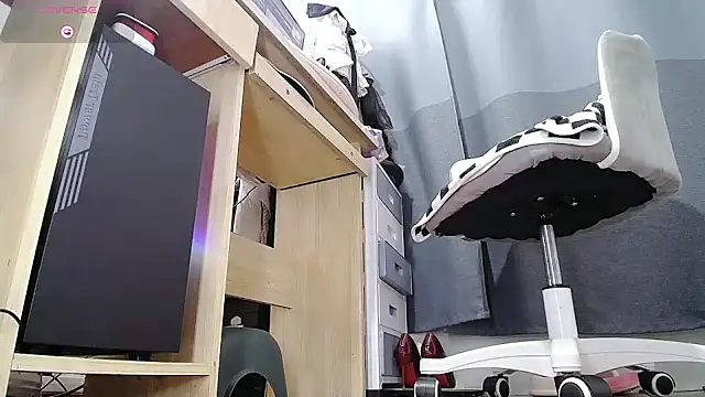 Snapshot of CN-Doudou chatting on November 2025 02:26:02 AM CN-Doudou online show from November 2025 02:26:02 AM