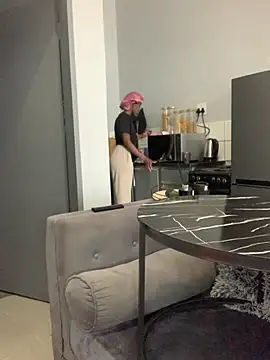 Snapshot of Queen-Boobylicious chatting on September 2025 09:53:02 AM Queen-Boobylicious online show from September 2025 09:53:02 AM