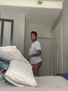 Queen-Boobylicious online show from April 2026 08:54:01 AM