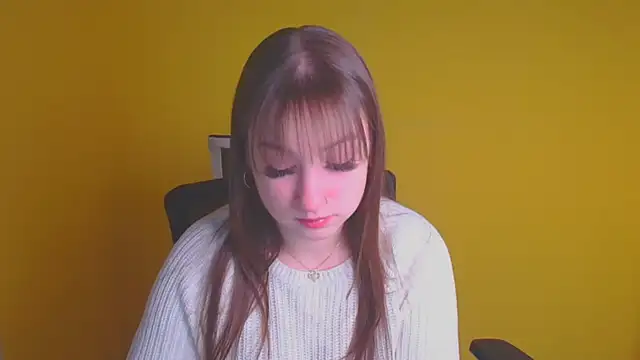 Snapshot of Evelina_GG chatting on February 2025 06:40:02 AM Evelina GG online show from February 2025 06:40:02 AM