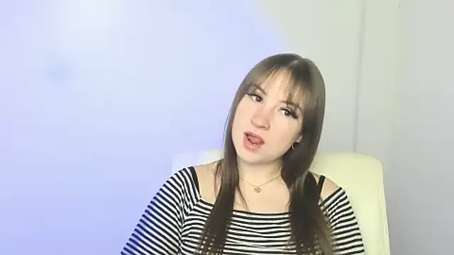 Snapshot of Evelina_GG chatting on March 2025 06:51:01 AM Evelina GG online show from March 2025 06:51:01 AM