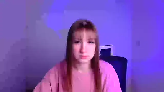 Snapshot of Evelina_GG chatting on February 2025 06:53:02 AM Evelina GG online show from February 2025 06:53:02 AM