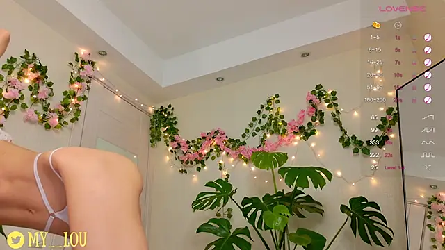 Snapshot of MyLou_ chatting on February 2025 03:31:02 PM MyLou online show from February 2025 03:31:02 PM