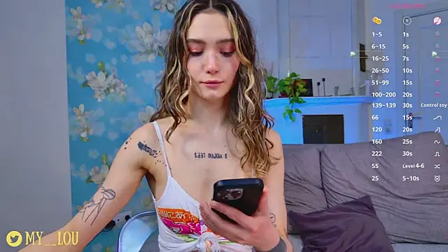 Snapshot of MyLou_ chatting on April 2026 03:19:02 PM MyLou online show from April 2026 03:19:02 PM