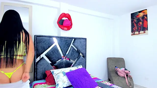 Dulce amg online show from November 2025 02:27:01 AM