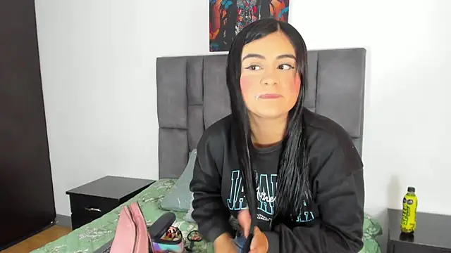 Dulce amg online show from February 2025 12:01:02 PM