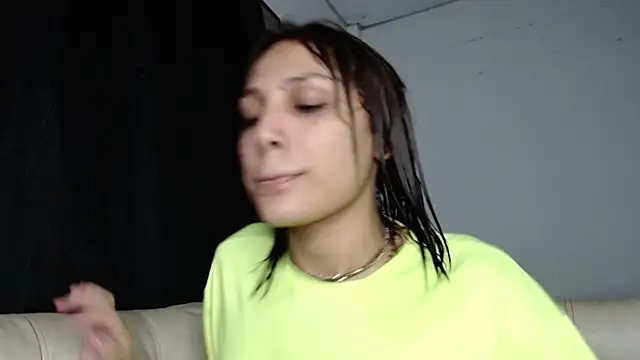 alexandra lorens online show from October 2025 01:37:02 AM