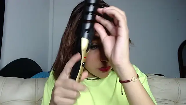 alexandra lorens online show from September 2025 06:59:01 PM