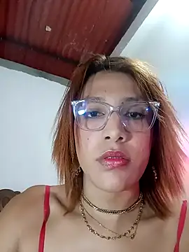 alexandra lorens online show from February 2025 07:10:02 PM