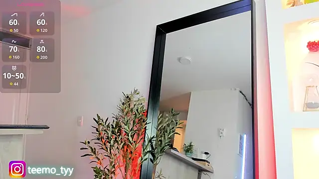 teemotwink online show from April 2026 09:43:02 PM