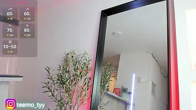 teemotwink online show from April 2026 09:28:01 PM