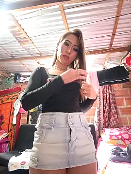 samy-blonde online show from February 2026 02:50:01 PM