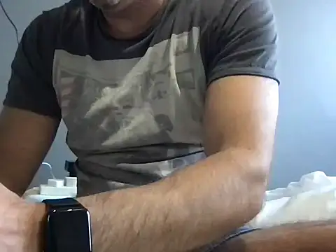 shyfucker23 online show from December 2025 10:36:01 AM