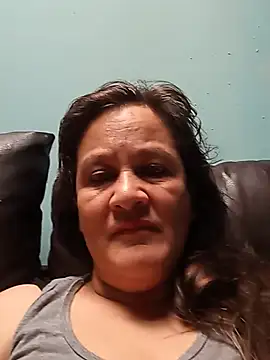 Snapshot of DirtyStefaniax chatting on May 2026 05:51:01 PM DirtyStefaniax online show from May 2026 05:51:01 PM